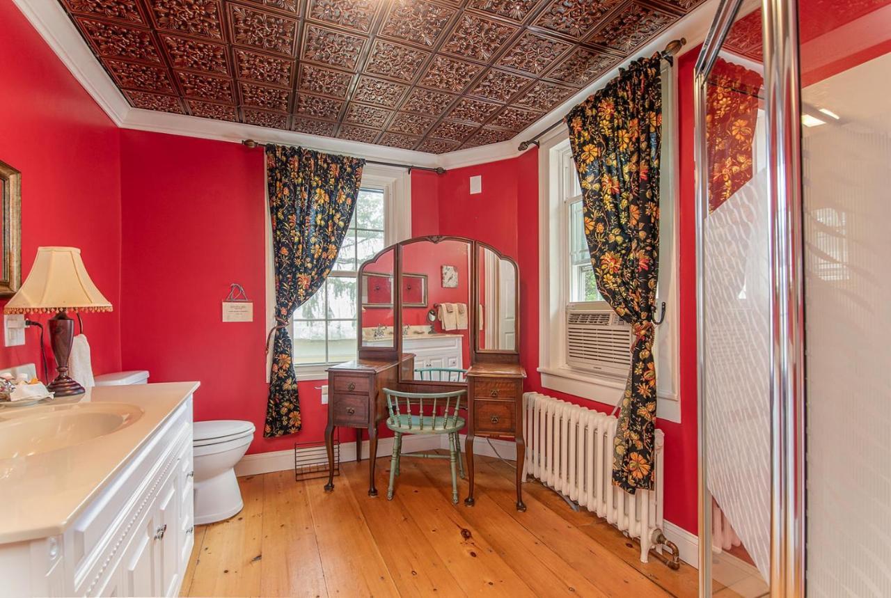 Van Winkle Inn Greenville Екстериор снимка