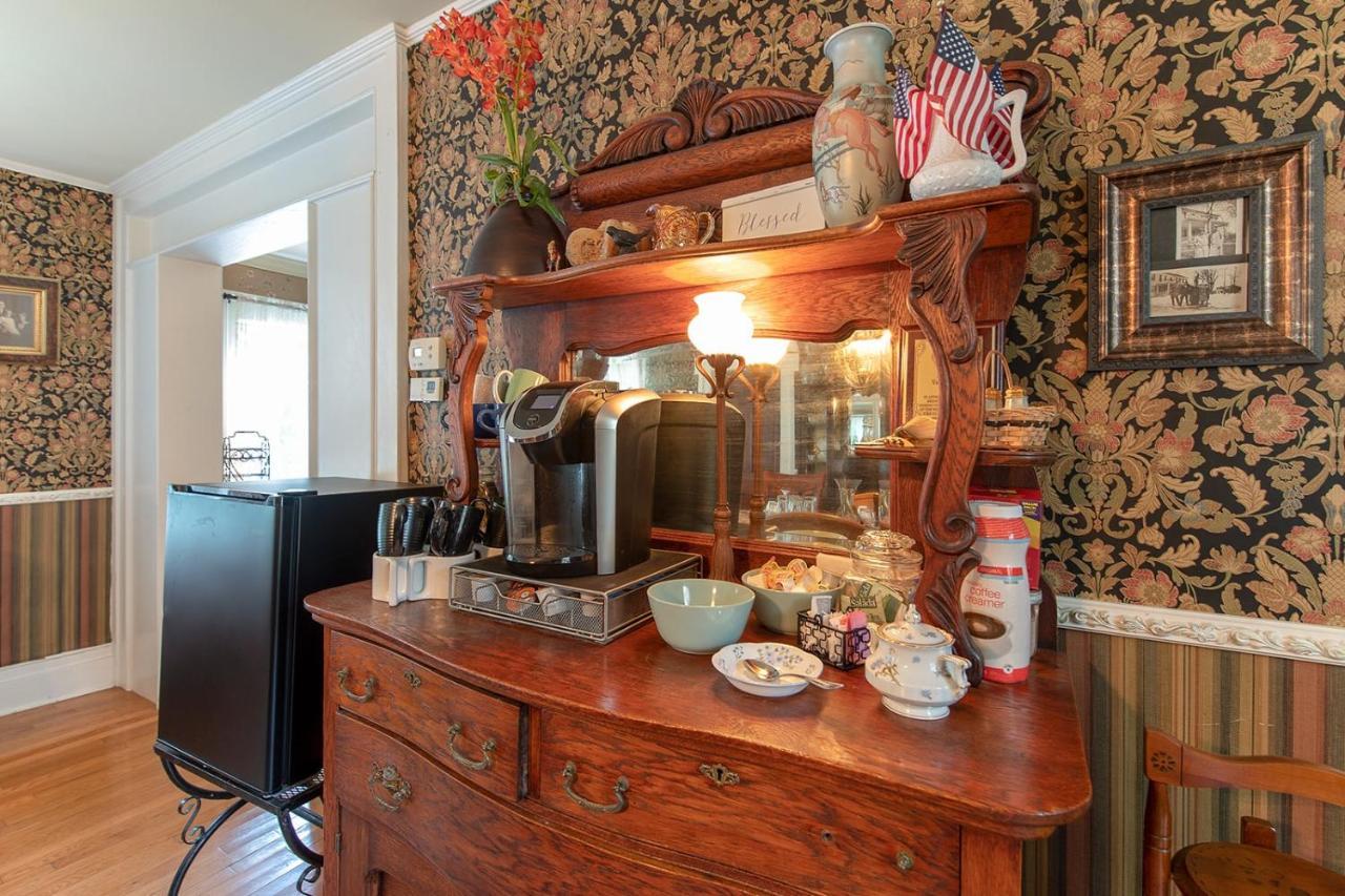 Van Winkle Inn Greenville Екстериор снимка